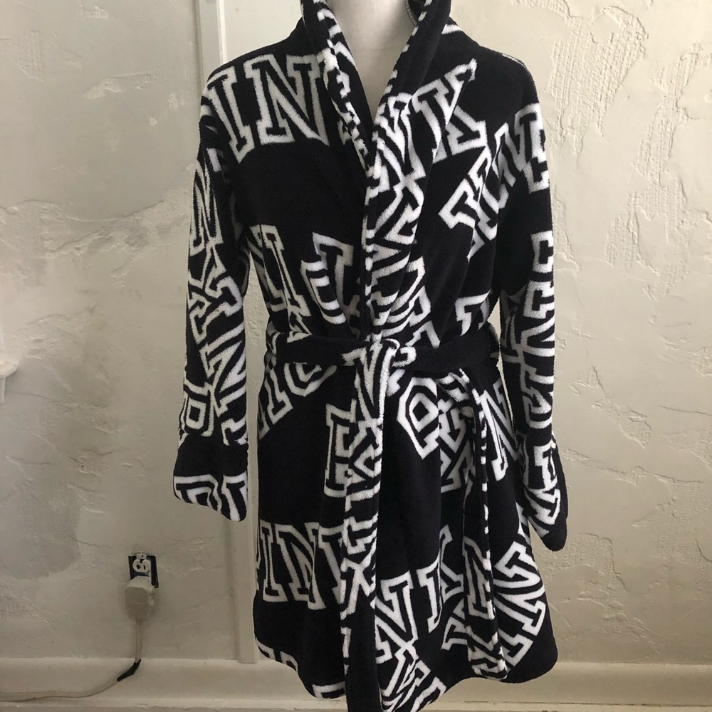 Victoria’s Secret Pink Robes